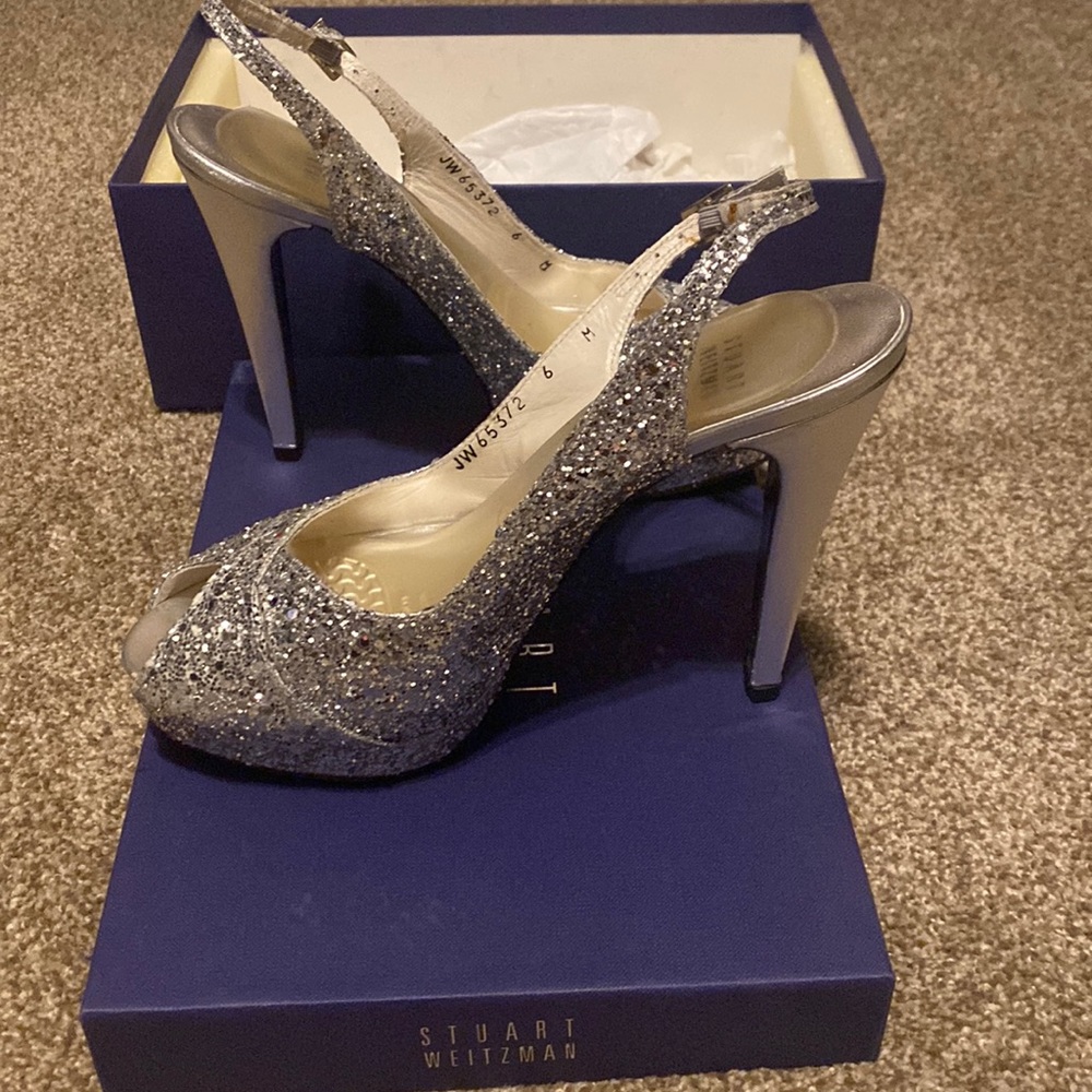 Stuart Weitzman “Grace” glitter heels size 6